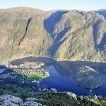 Dom wakacyjny Amazing In Matredal With Kitchen Haugsvaer